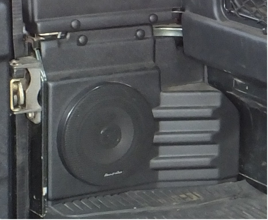 Defender Station Wagon Rear Speaker Panels - for Land Rover 90/110