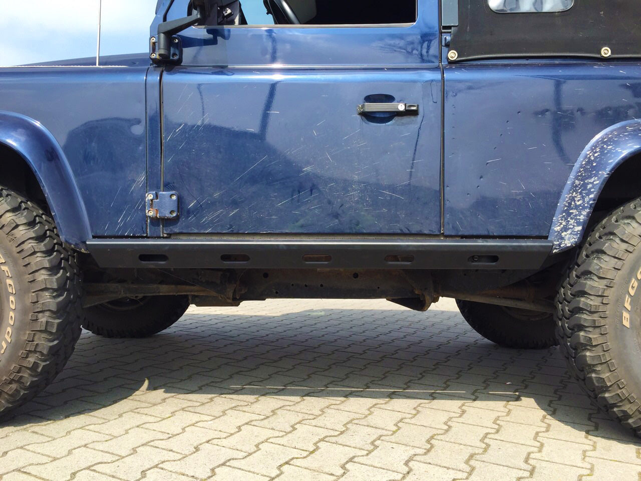 Stainless Steel Rock Sliders - for Land Rover Defender 90/110