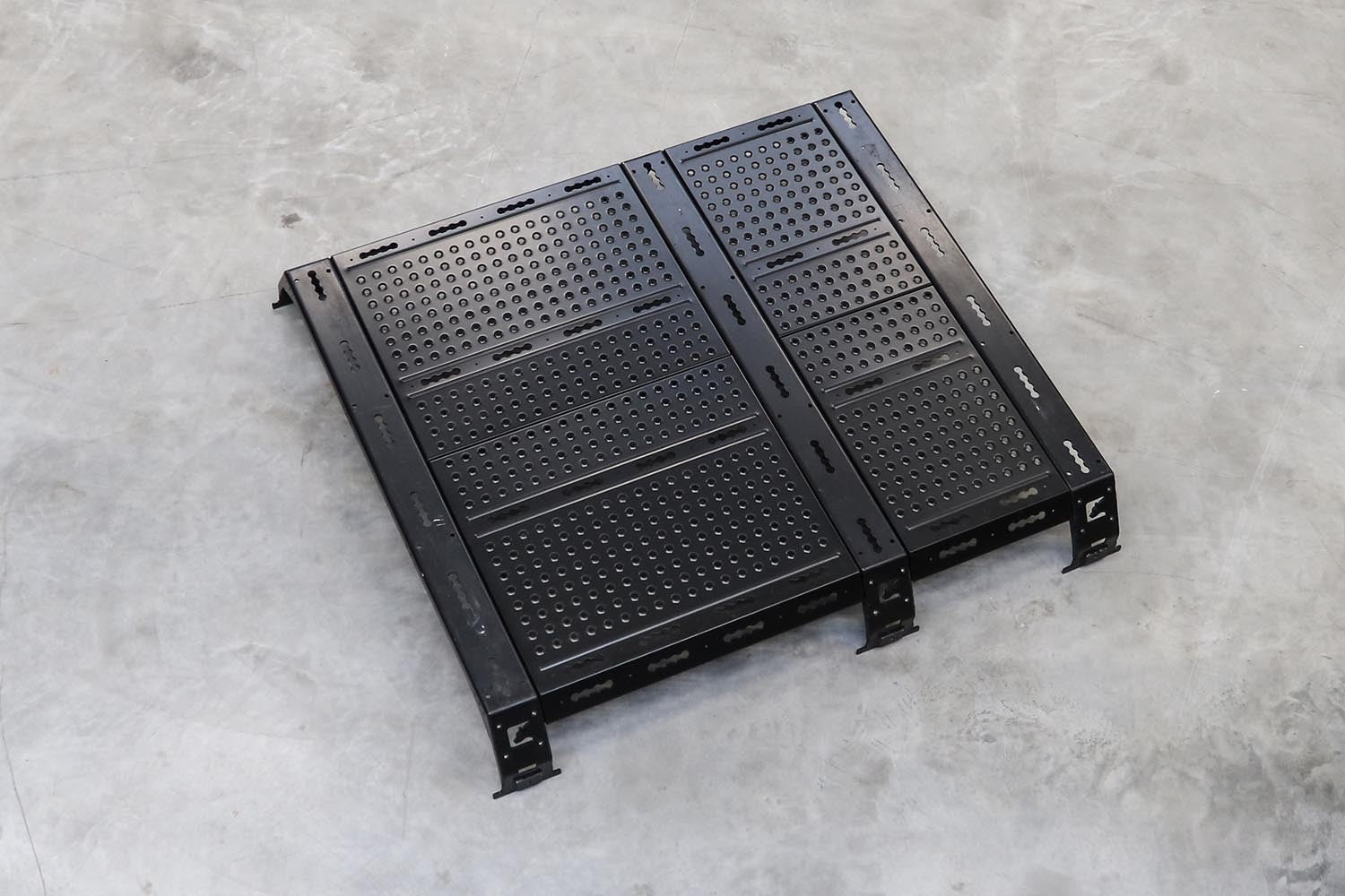 CargoBear 2.0 Modular Roof Rack System - for Land Rover Defender 90/110/130