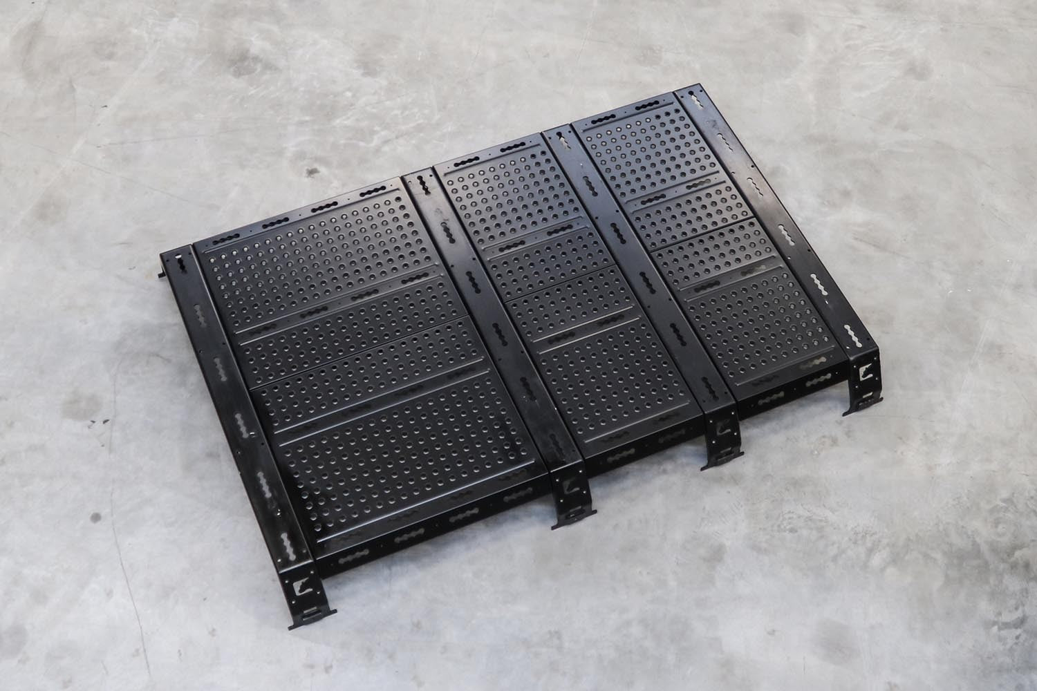 CargoBear 2.0 Modular Roof Rack System - for Land Rover Defender 90/110/130