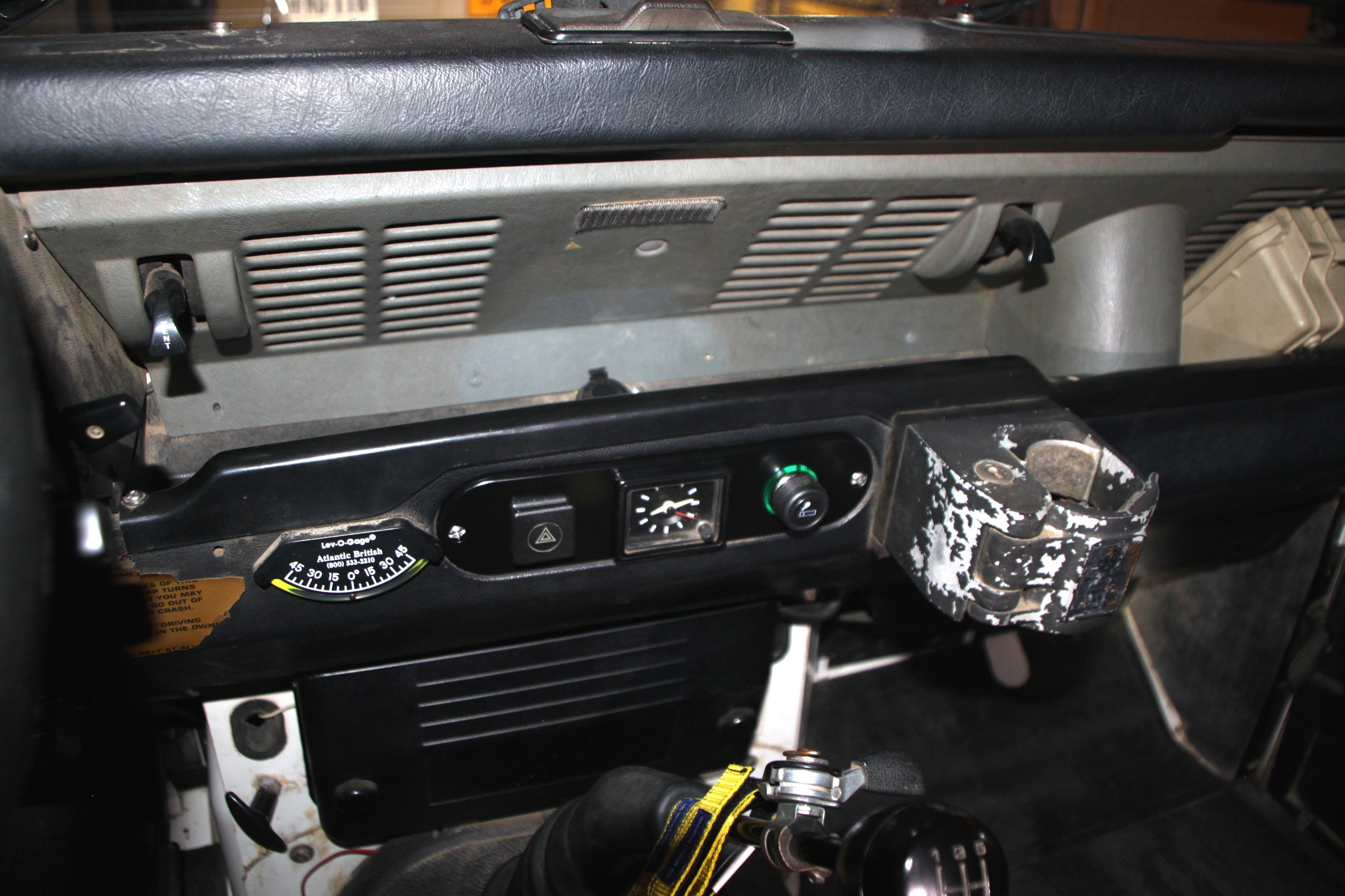 Center Dash Face Plate Panel (NAS standard) - Land Rover Defender 90/110