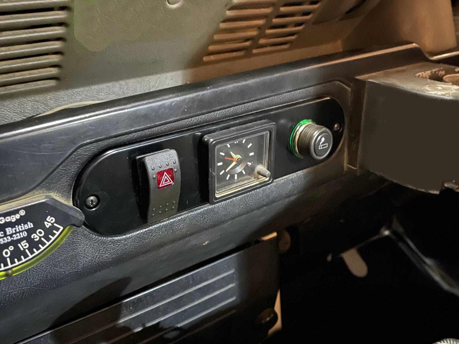 Center Dash Face Plate Panel (NAS Carling) - Land Rover Defender 90/110