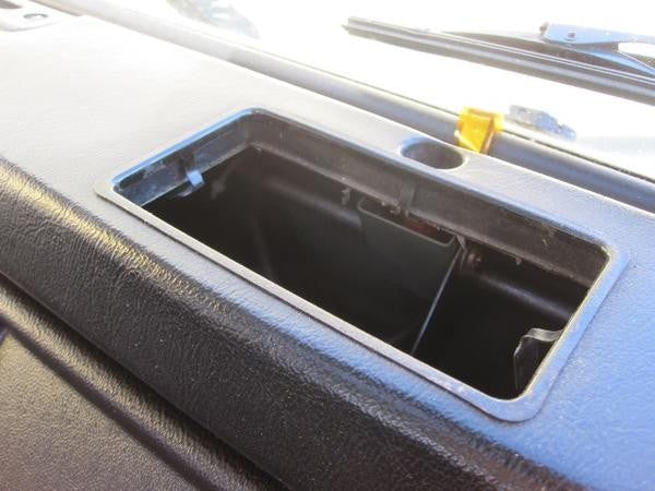 Defender Dashboard Coin Tray (replaces factory ash tray) - for Land Rover 90/110/130