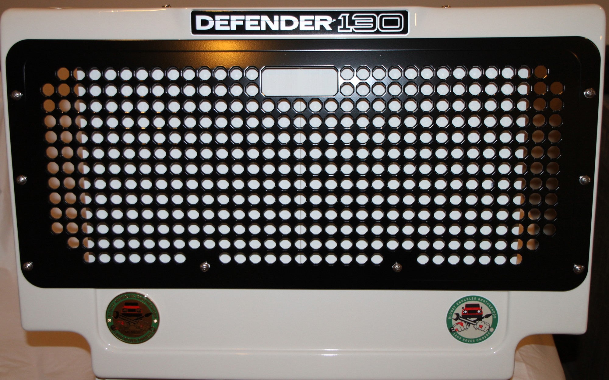 Defender Front Grille (w/ cutout for manual bonnet latch) - for Land Rover Defender 90/110/130 (solid aluminum)