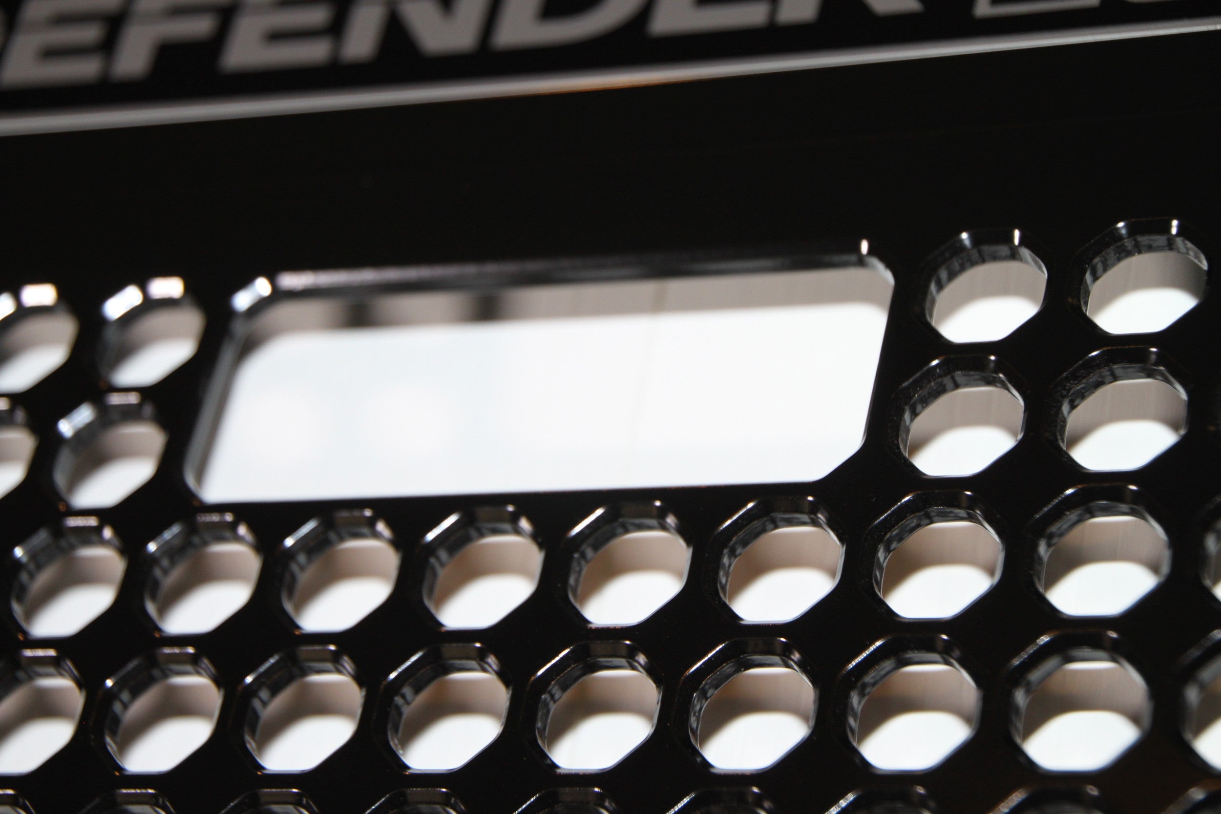 Defender Front Grille (w/ cutout for manual bonnet latch) - for Land Rover Defender 90/110/130 (solid aluminum)