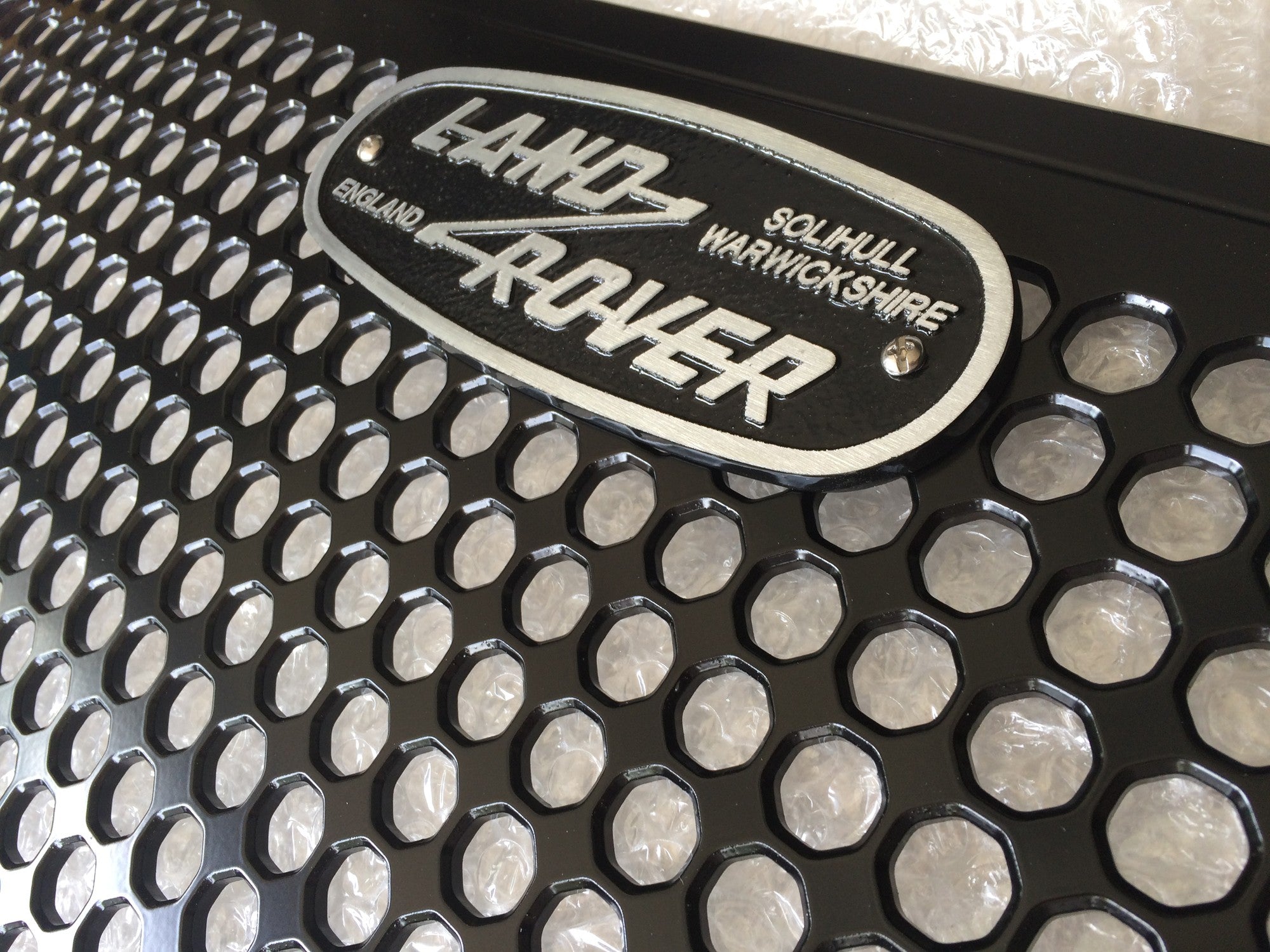 Defender Front Grille - for Land Rover Defender 90/110/130 (solid aluminum)