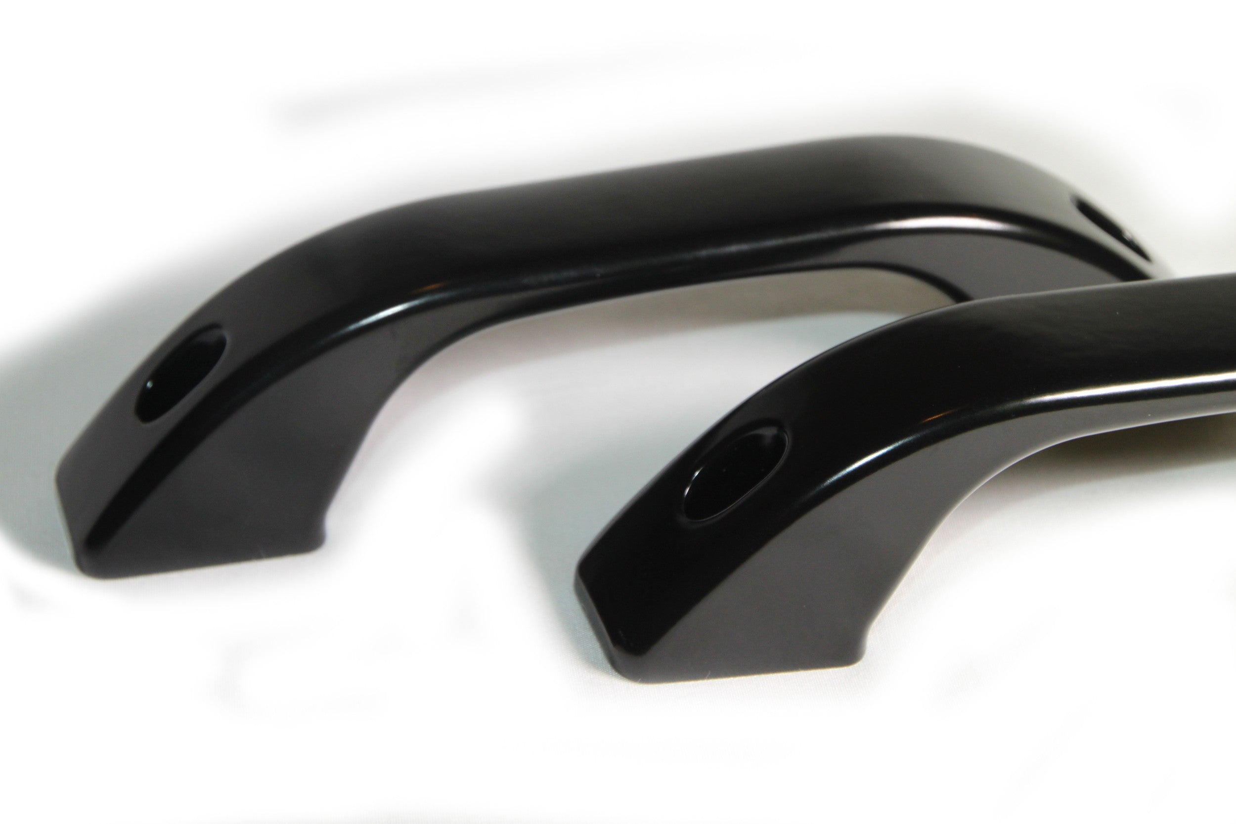 Defender Interior Door Pull Handles - Land Rover 90/110/130 (solid aluminum, set of 2)