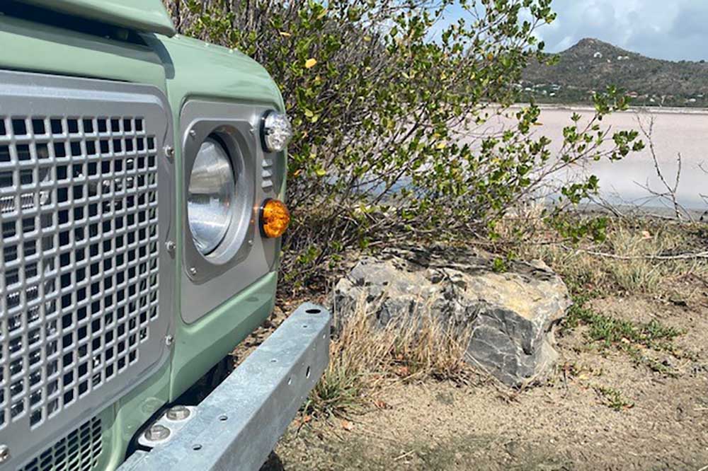 Heritage Style Front Grille - Land Rover Defender (with A/C, stamped aluminum)