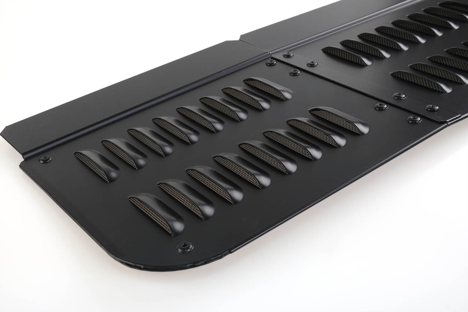 Station Wagon Rear Sliding Window Vent Screens - Land Rover Defender 90/110 (up to model year 2002, set of 2)