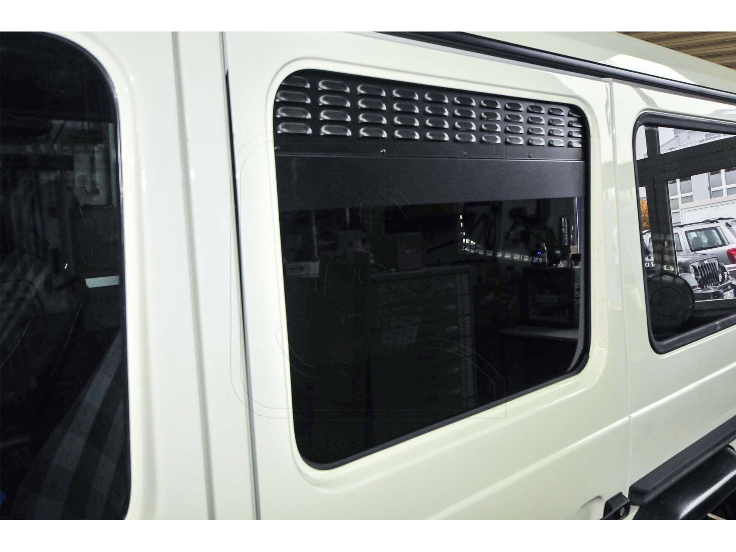 Rear Window Vent Screens - Mercedes G-Class / G-Wagen (set of 2)