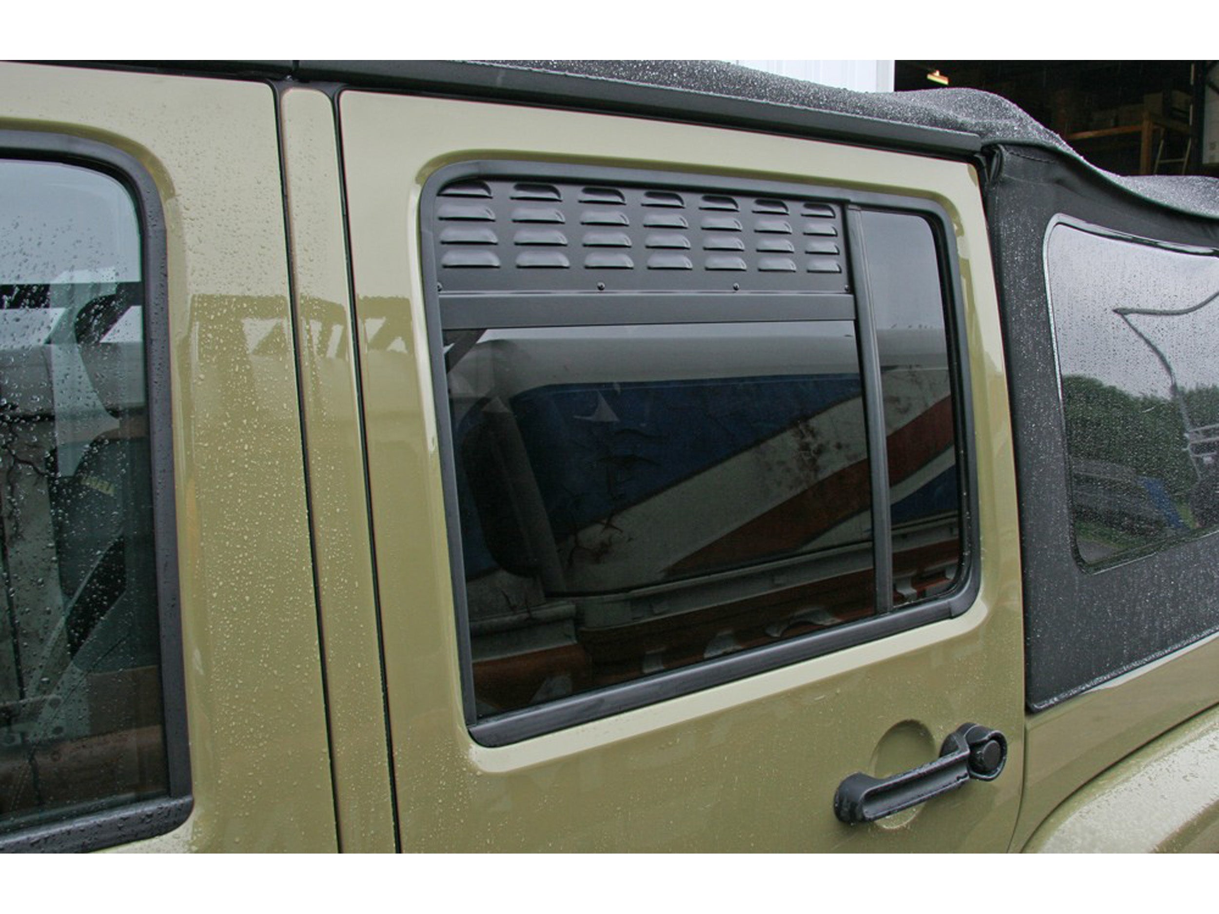 Rear Window Vent Screens - Jeep Wrangler JK Unlimited 2007-2017 (set of 2)