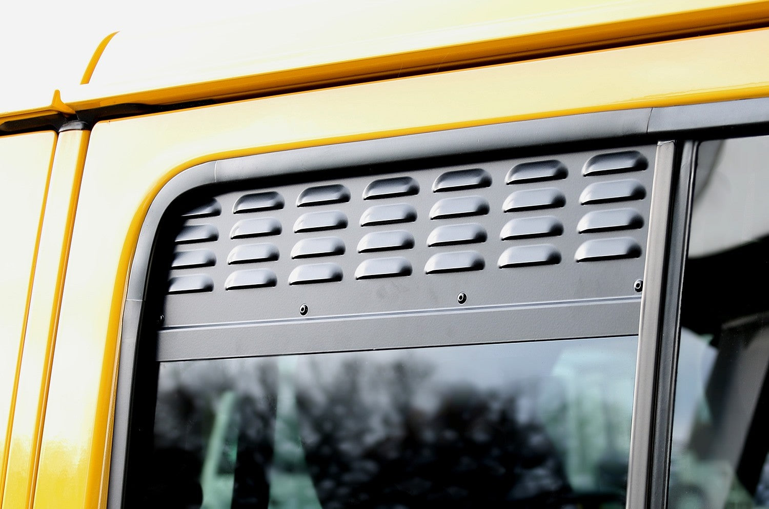 Rear Window Vent Screens - Jeep Wrangler JL Unlimited 2018+ (set of 2)