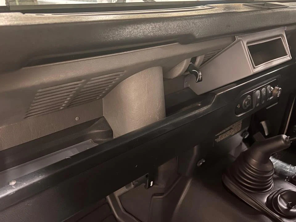 Defender Dashboard Fascia Vent - for Land Rover 90/110/130