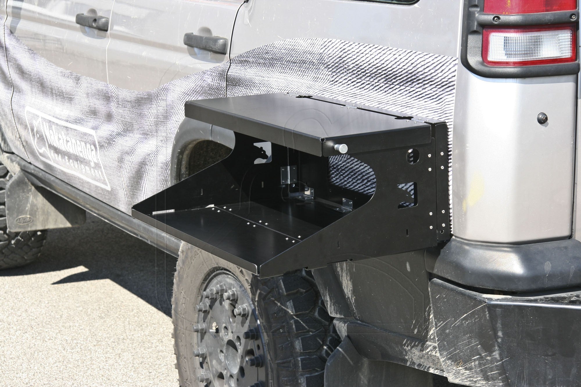 Tailgate Mounted Folding Table exterior/interior - for Land Rover Defender or Discovery