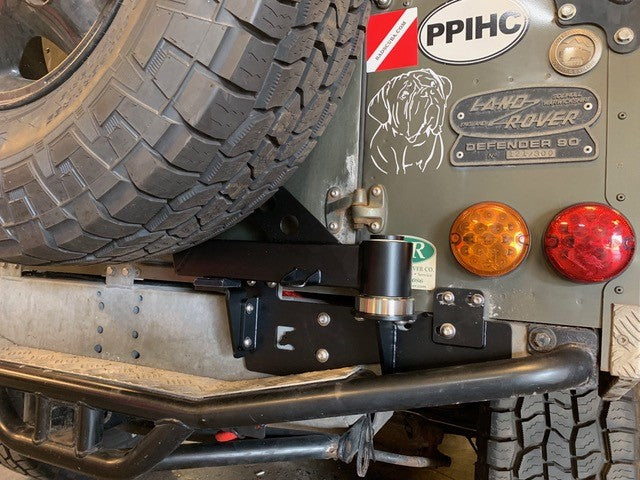 Defender Station Wagon Swing Away Tire Carrier (stainless steel & black powdercoated) - for Land Rover 90/110