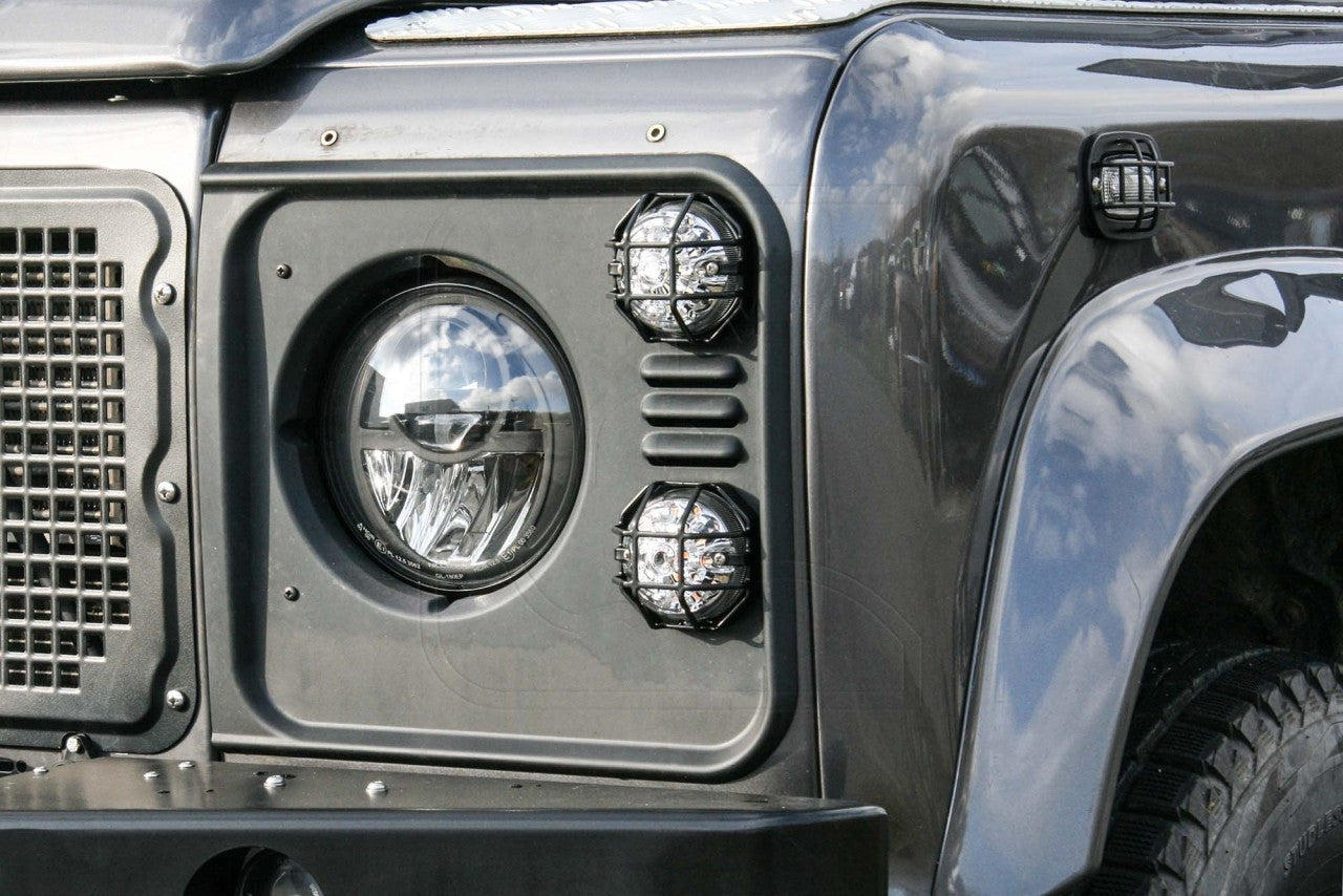 Lamp Guard/Grilles for Brake Lights/Turn Signals - for Land Rover Defender 90/110/130 (set of 2)