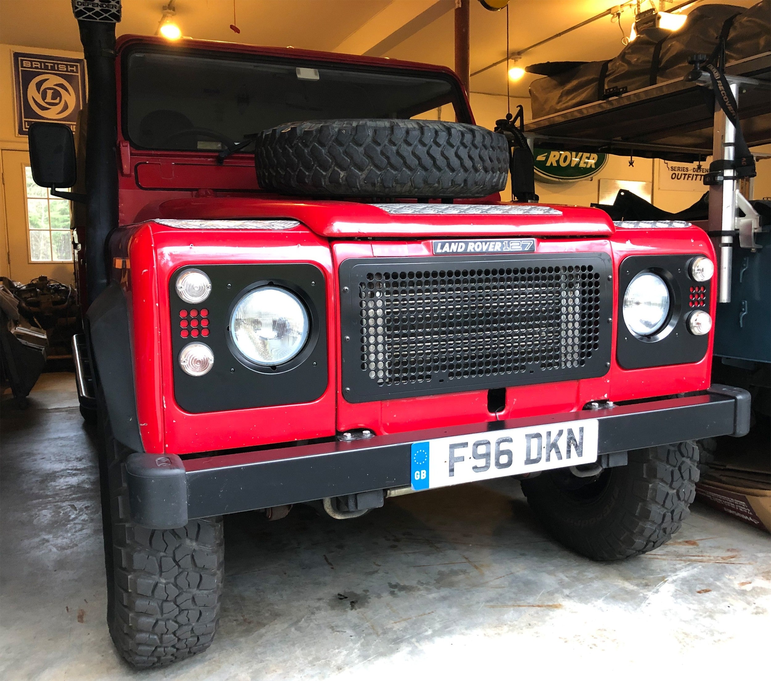 Defender Headlight Surrounds - for Land Rover Defender 90/110/130 (solid aluminum, set of 2)