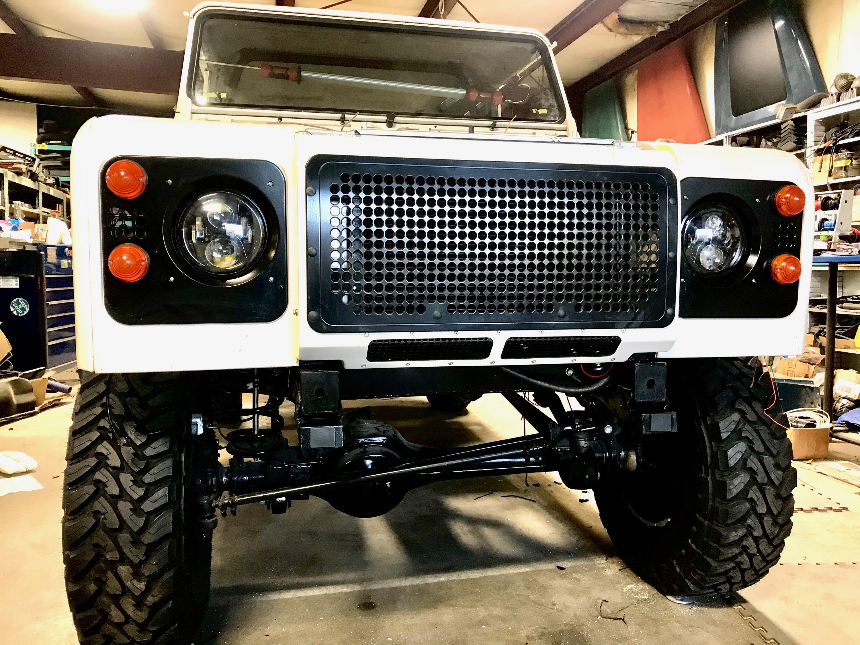 Defender Headlight Surrounds - for Land Rover Defender 90/110/130 (solid aluminum, set of 2)