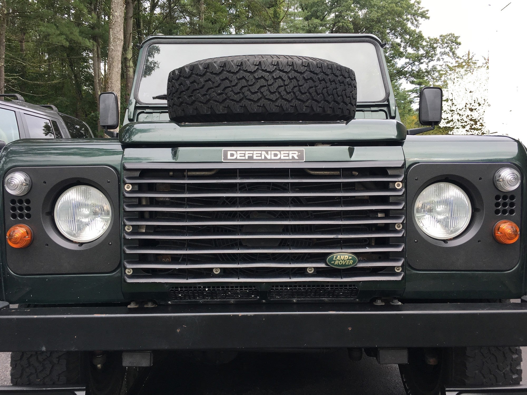 Defender Headlight Surrounds - for Land Rover Defender 90/110/130 (solid aluminum, set of 2)