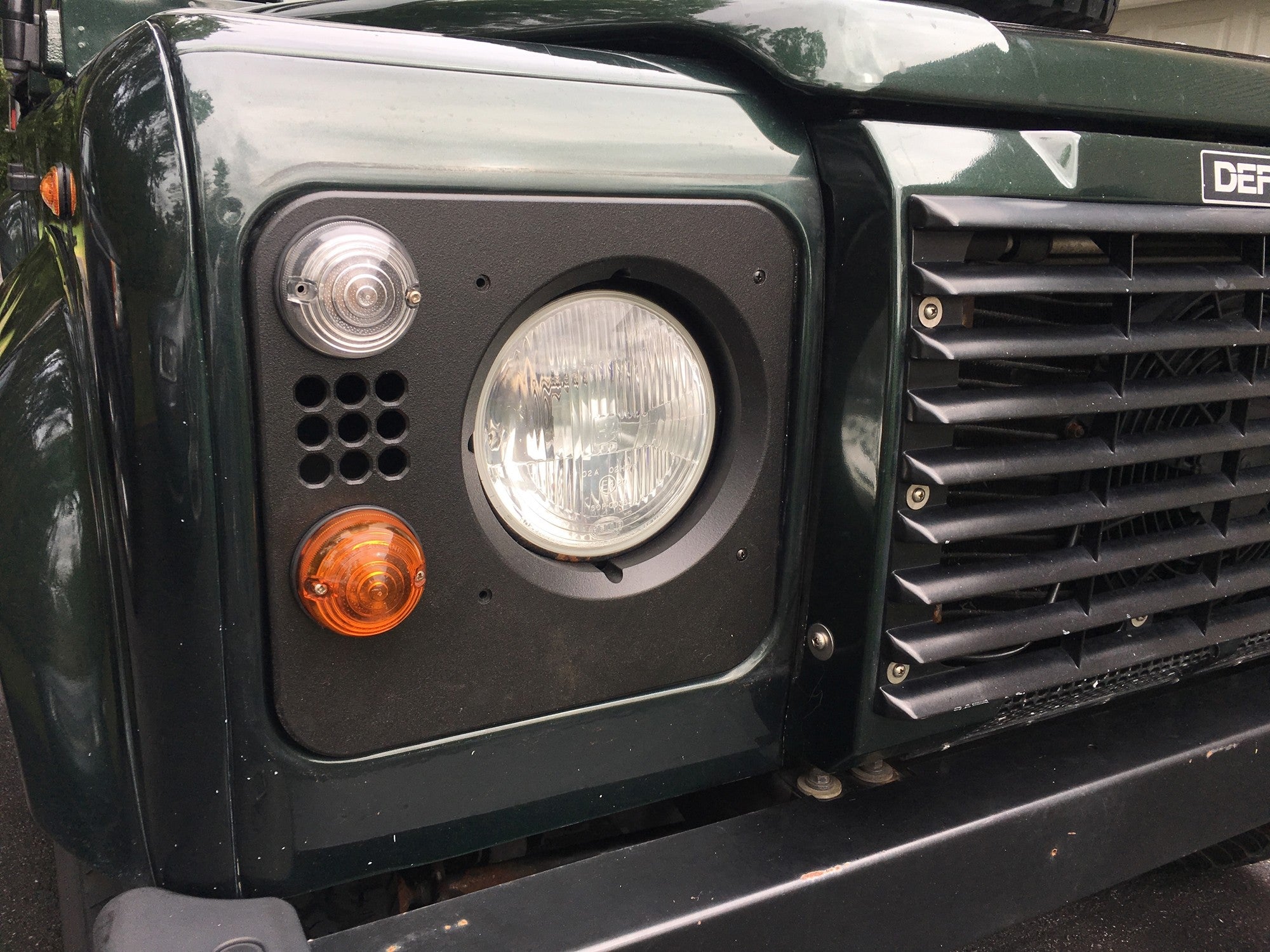 Defender Headlight Surrounds - for Land Rover Defender 90/110/130 (solid aluminum, set of 2)