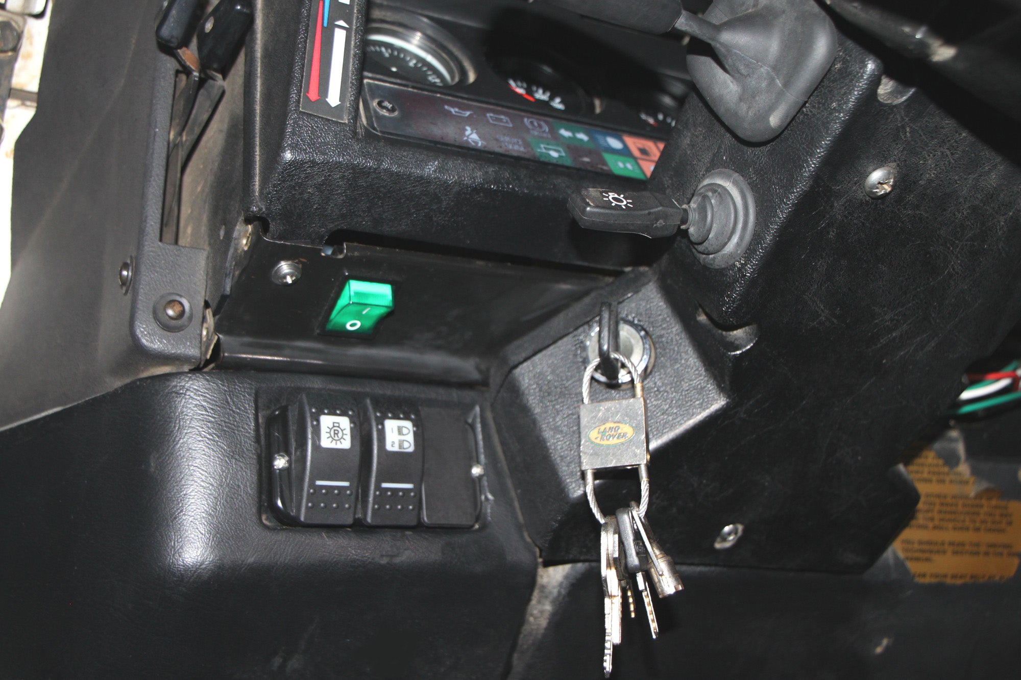 Lower Dash Switch Plate Panel (3 Carling) Left-Hand Drive - for Land Rover Defender 90/110/130