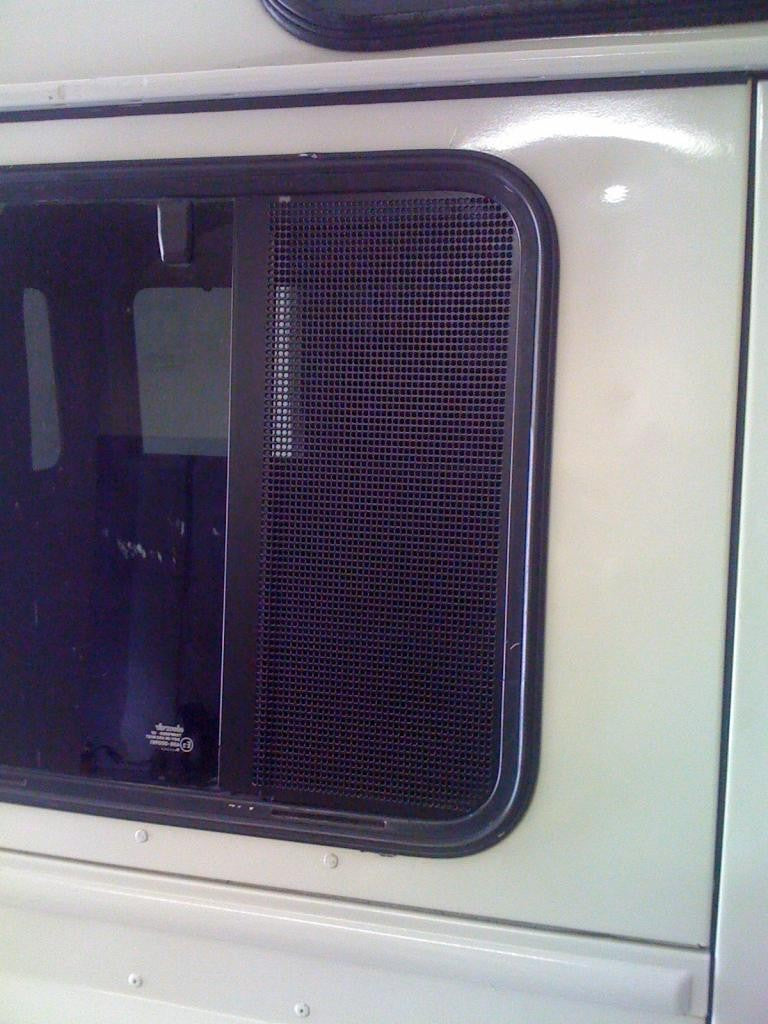 Station Wagon Rear Window Security Screens - for Land Rover 90/110 (set of 2)