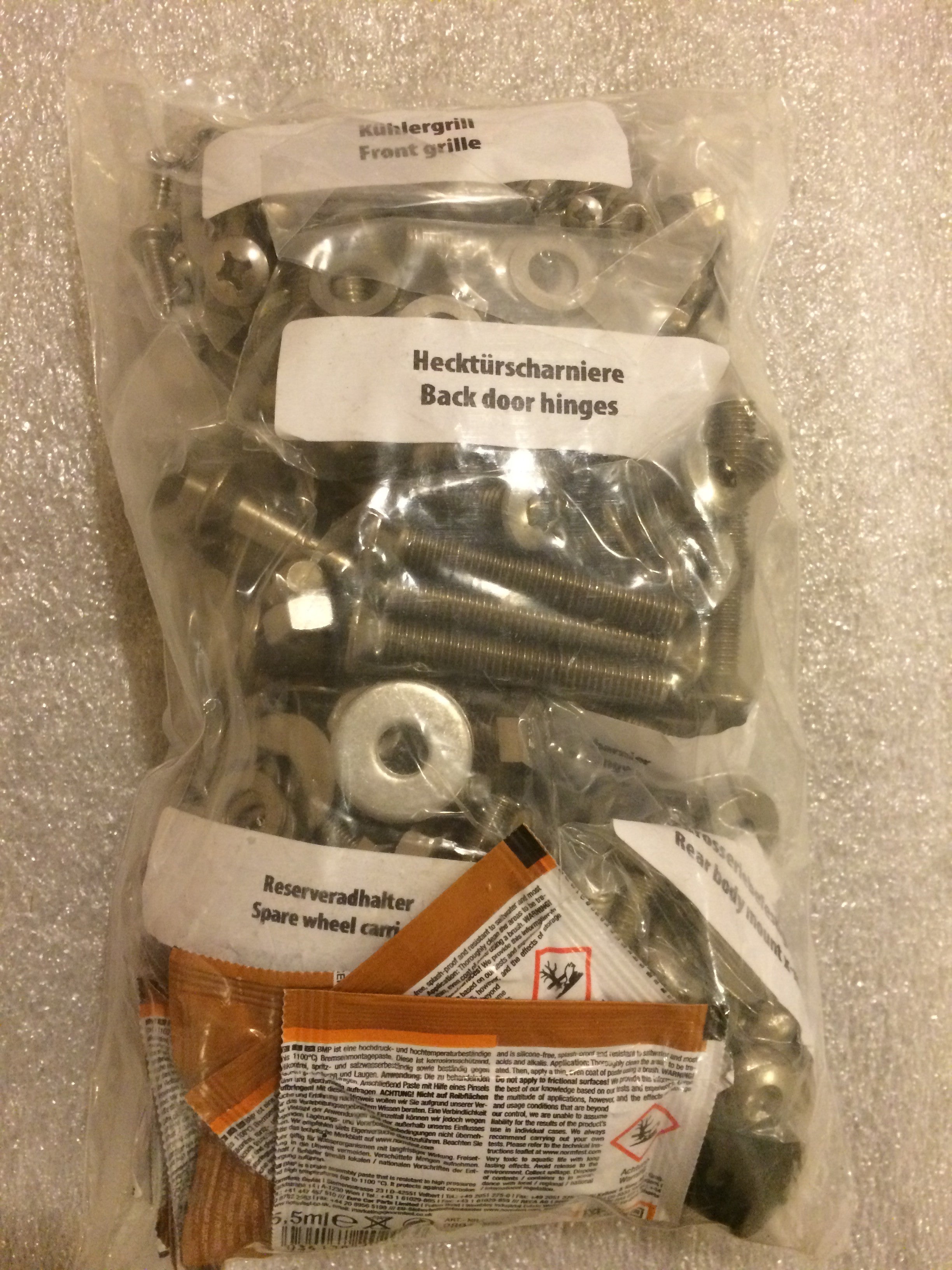 Defender 110 Station Wagon / 130 Crew Cab Stainless Hardware Kit (Exterior)