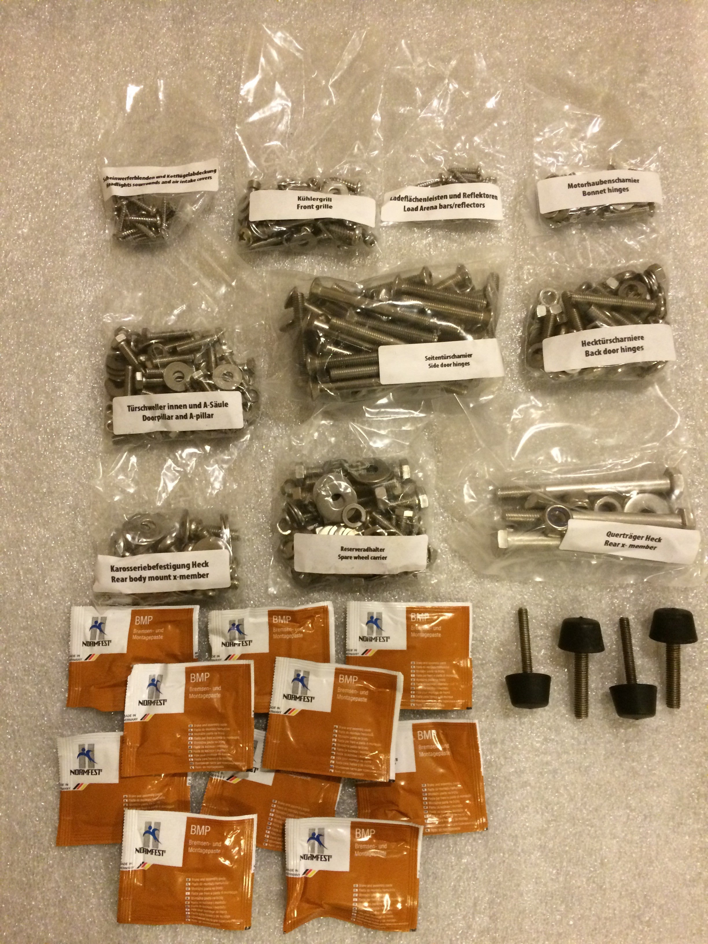 Defender 110 Station Wagon / 130 Crew Cab Stainless Hardware Kit (Exterior)