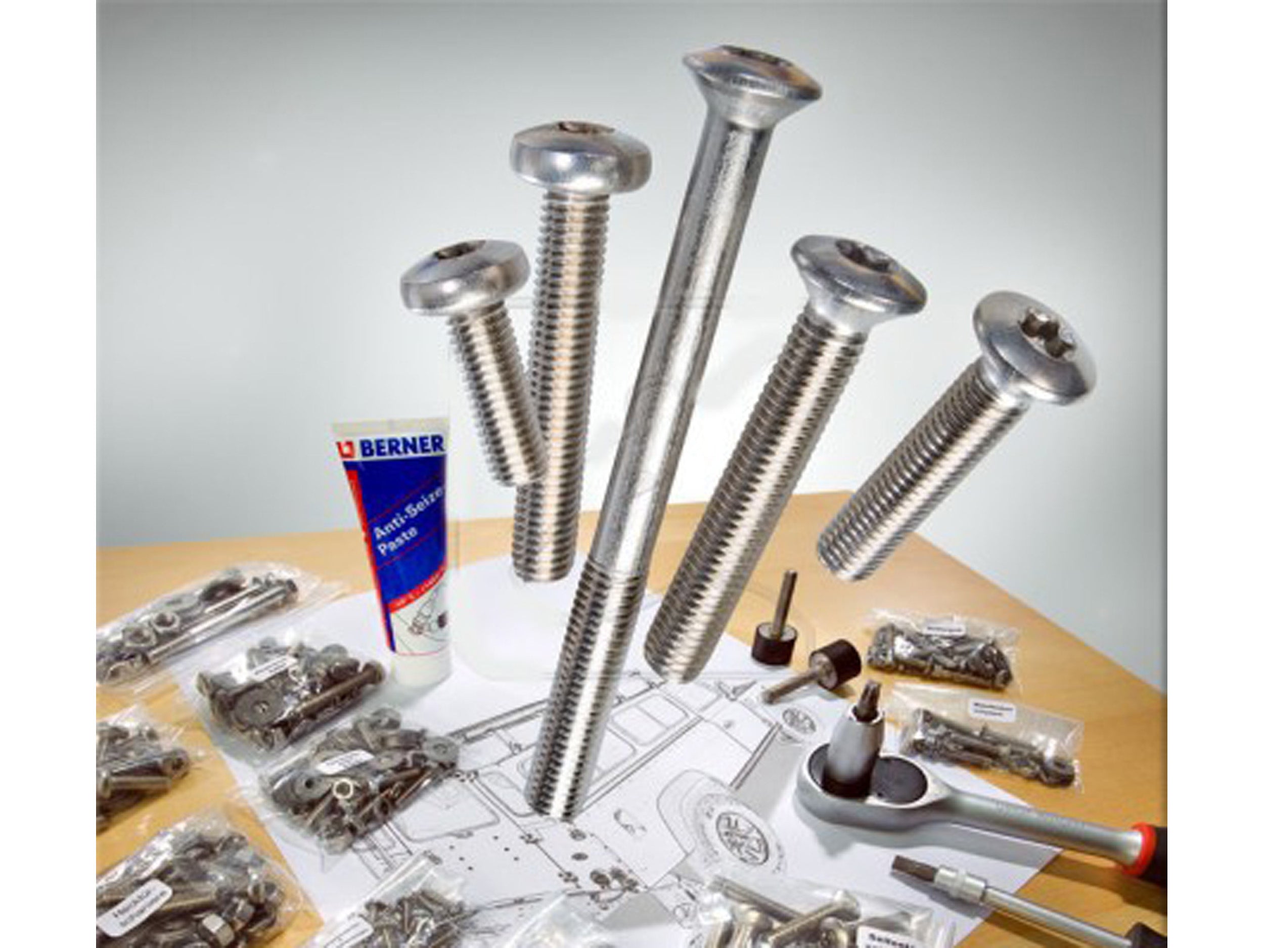 Defender 110 Station Wagon / 130 Crew Cab Stainless Hardware Kit (Exterior)