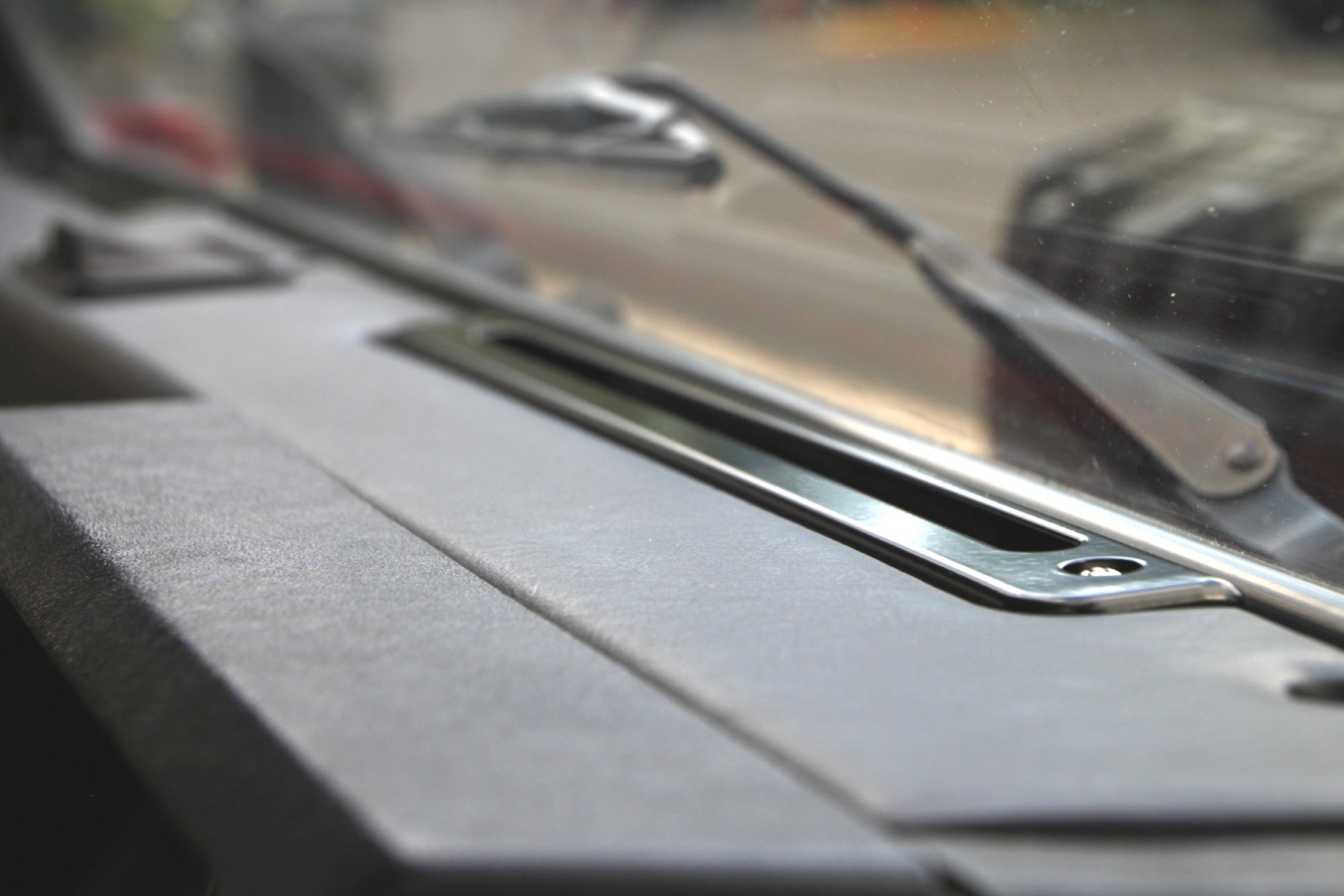 Defender Demister/Defrost Dash Vent Trim (14.5") - for Land Rover Defender 90/110/130 (solid aluminum, set of 2)