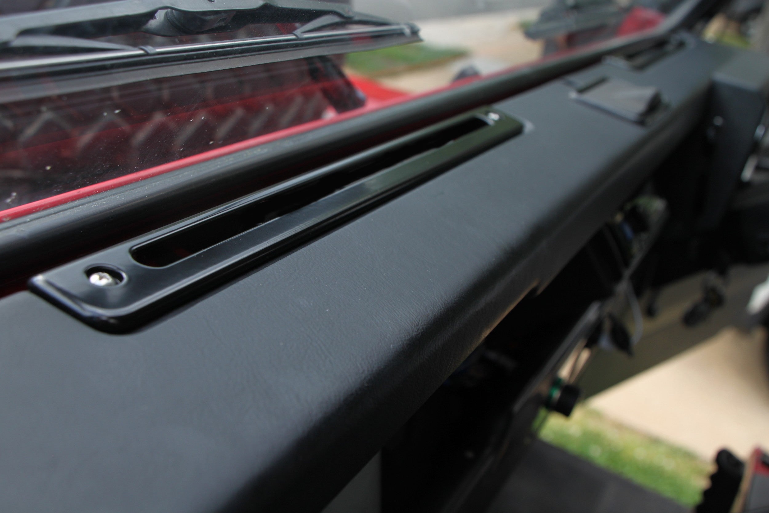 Defender Demister/Defrost Dash Vent Trim (14.5") - for Land Rover Defender 90/110/130 (solid aluminum, set of 2)