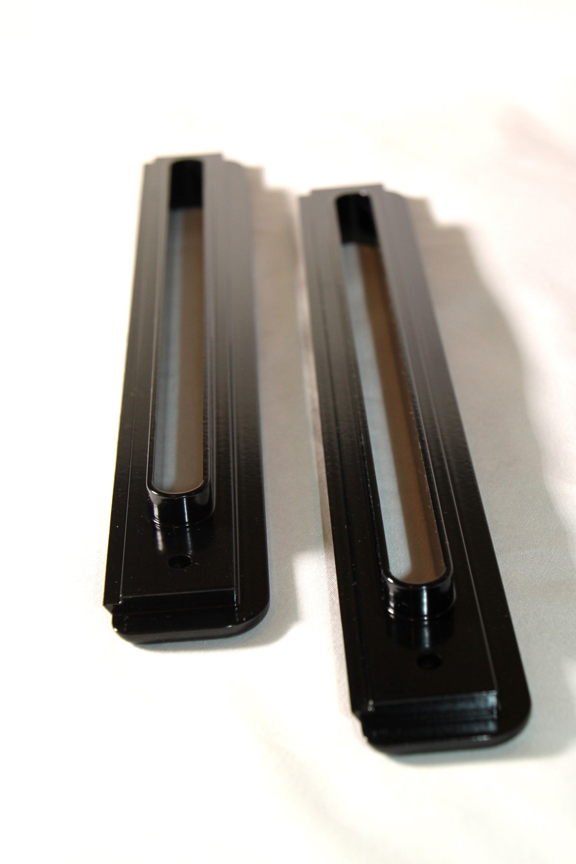 Defender Demister/Defrost Dash Vent Trim (10.5") - for Land Rover Defender 90/110/130 (solid aluminum, set of 2)