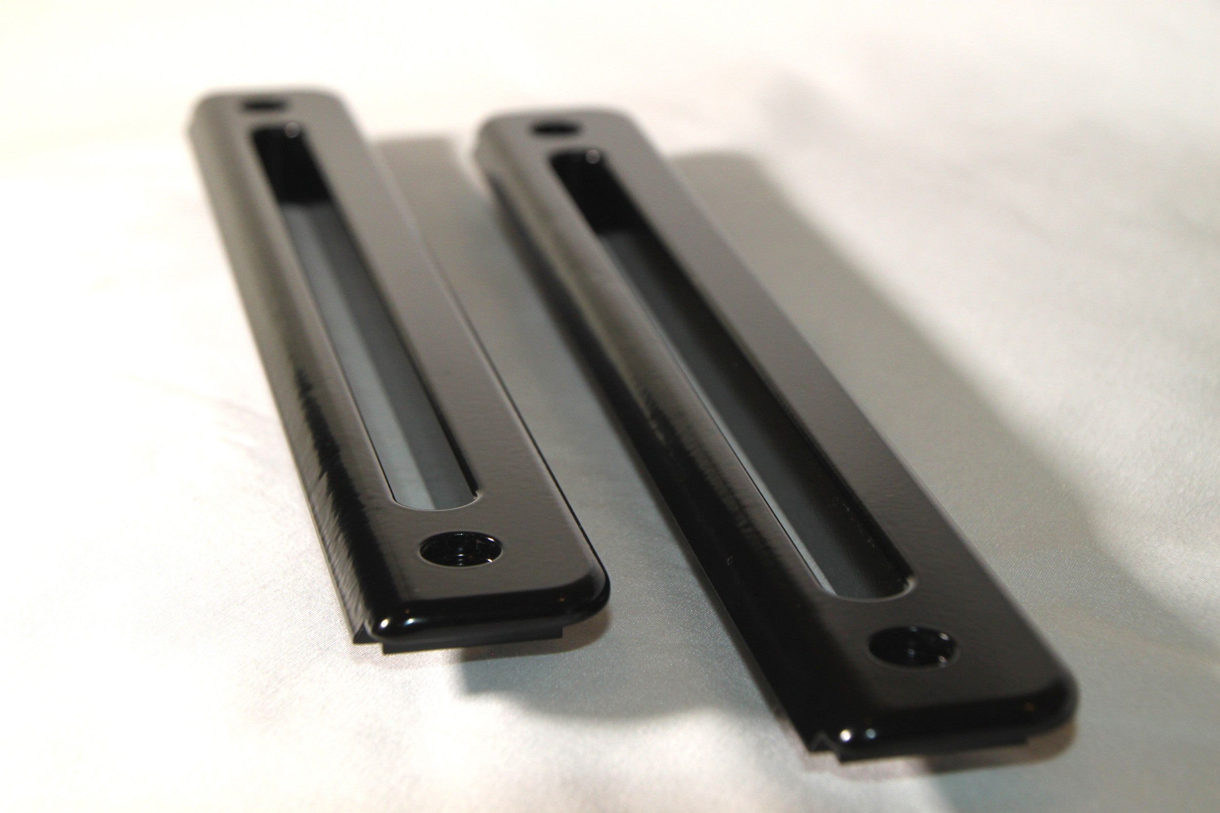 Defender Demister/Defrost Dash Vent Trim (10.5") - for Land Rover Defender 90/110/130 (solid aluminum, set of 2)