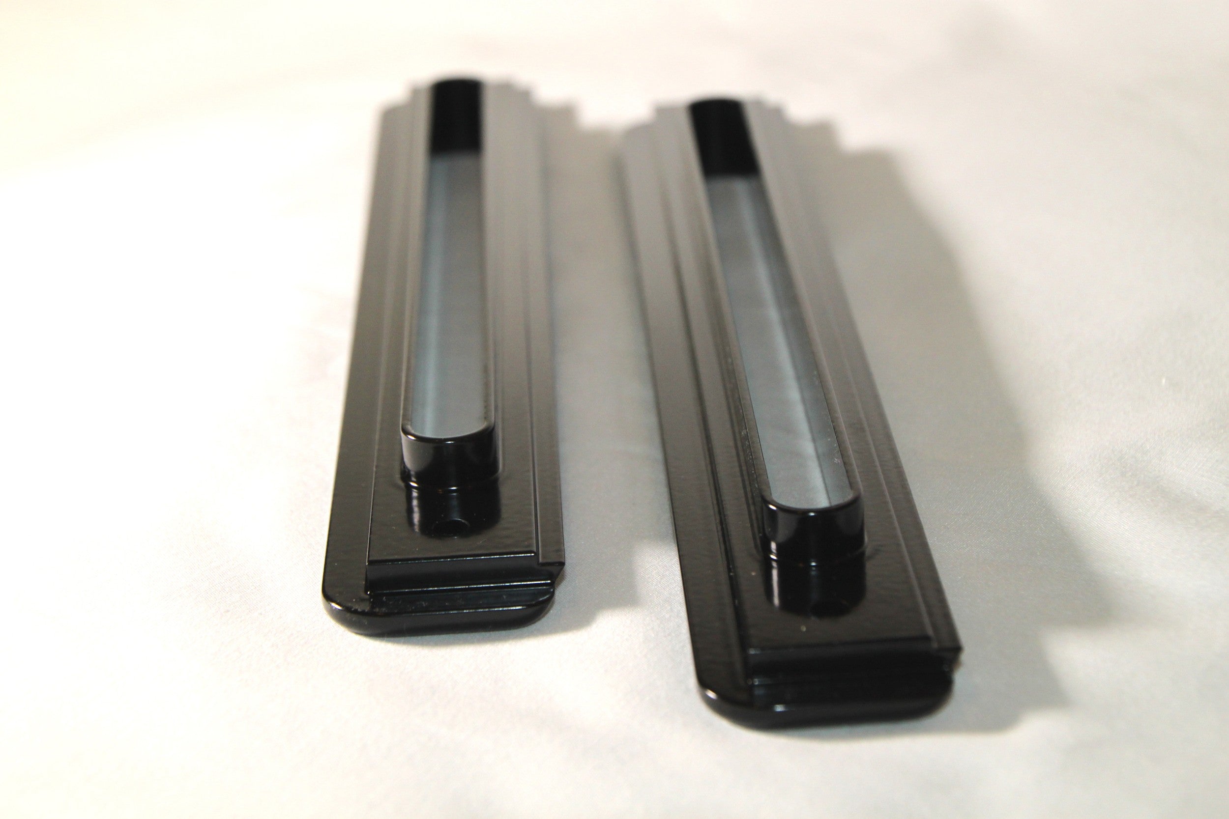 Defender Demister/Defrost Dash Vent Trim (10.5") - for Land Rover Defender 90/110/130 (solid aluminum, set of 2)