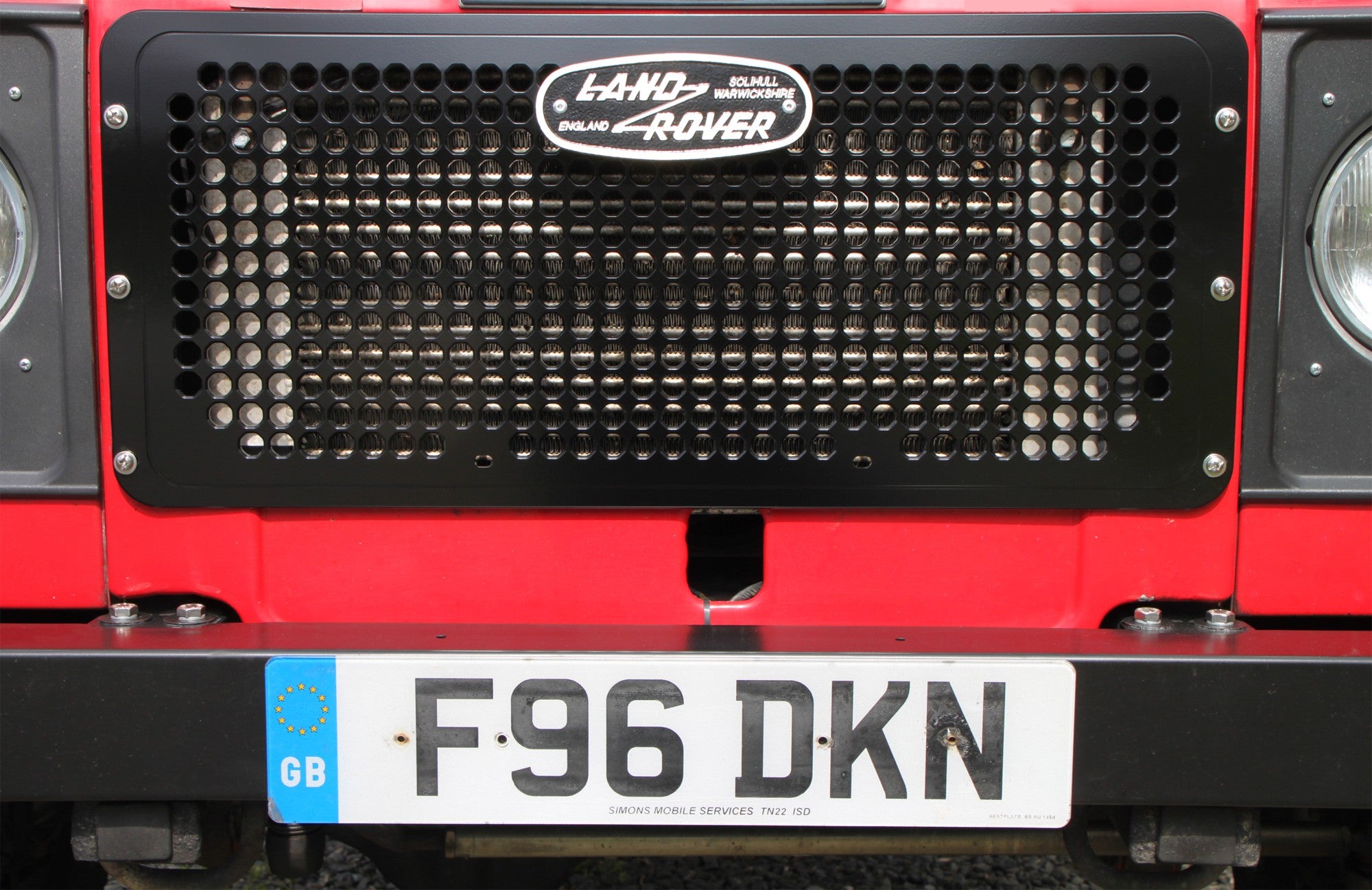 Defender Front Grille (w/ cutout for manual bonnet latch) - for Land Rover Defender 90/110/130 (solid aluminum)