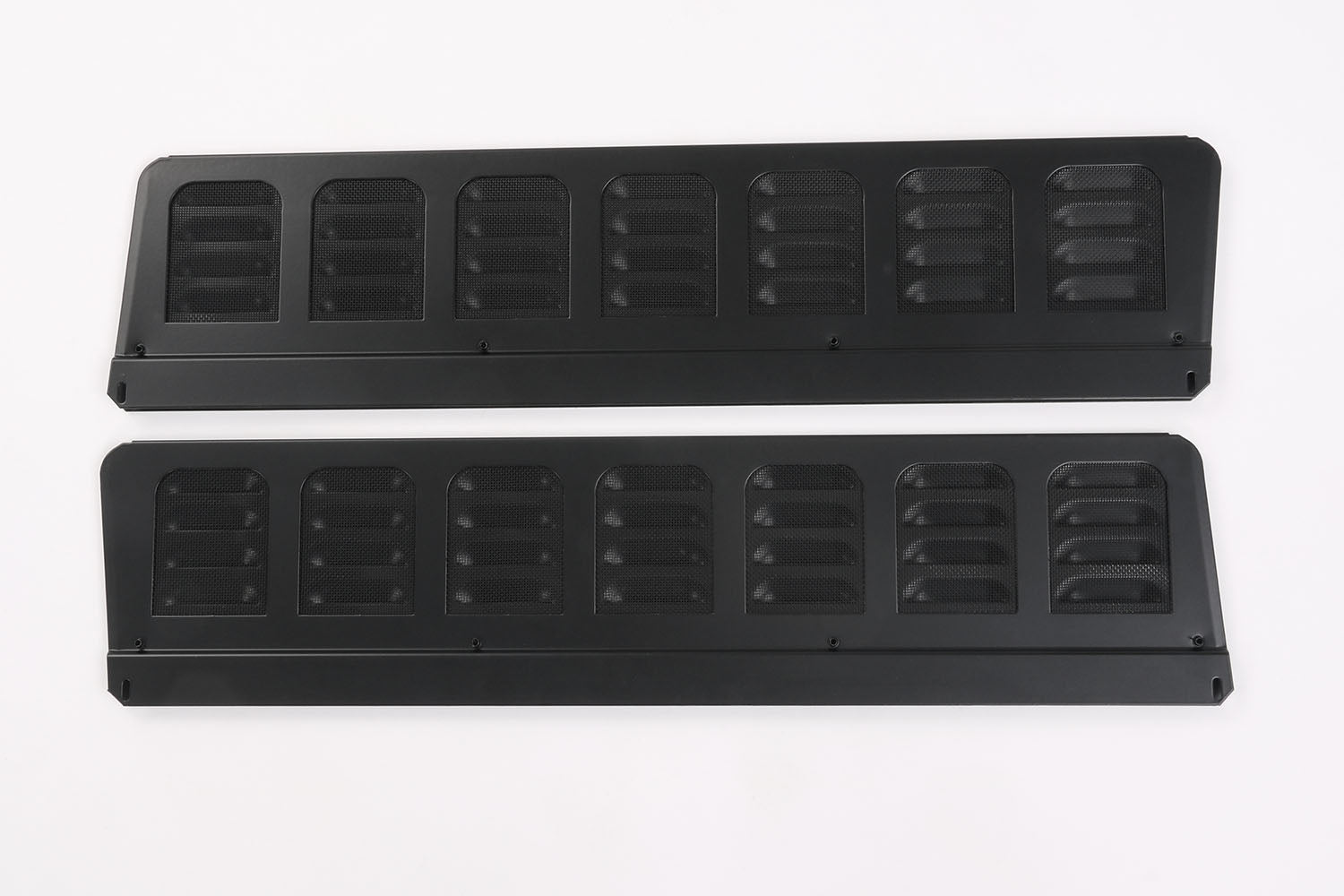 LR2 2nd Row Doors Window Vents/Screens - for Land Rover (set of 2)