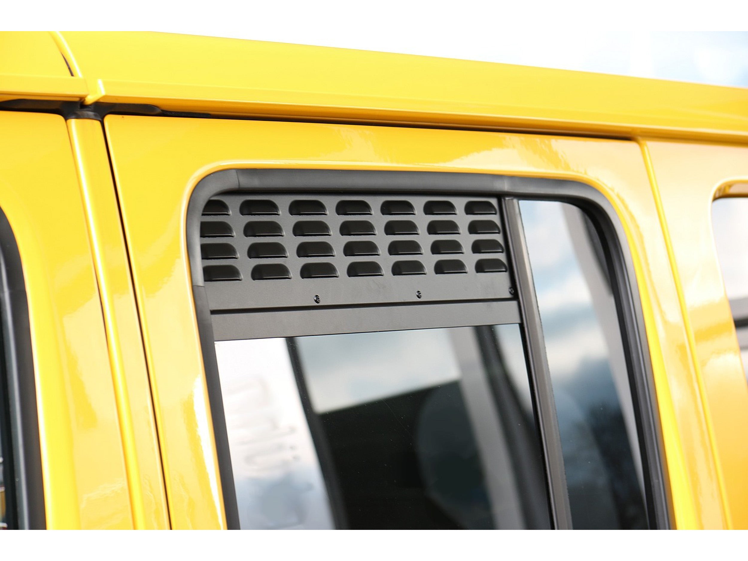 Rear Window Vent Screens - Jeep Wrangler JL Unlimited 2018+ (set of 2)