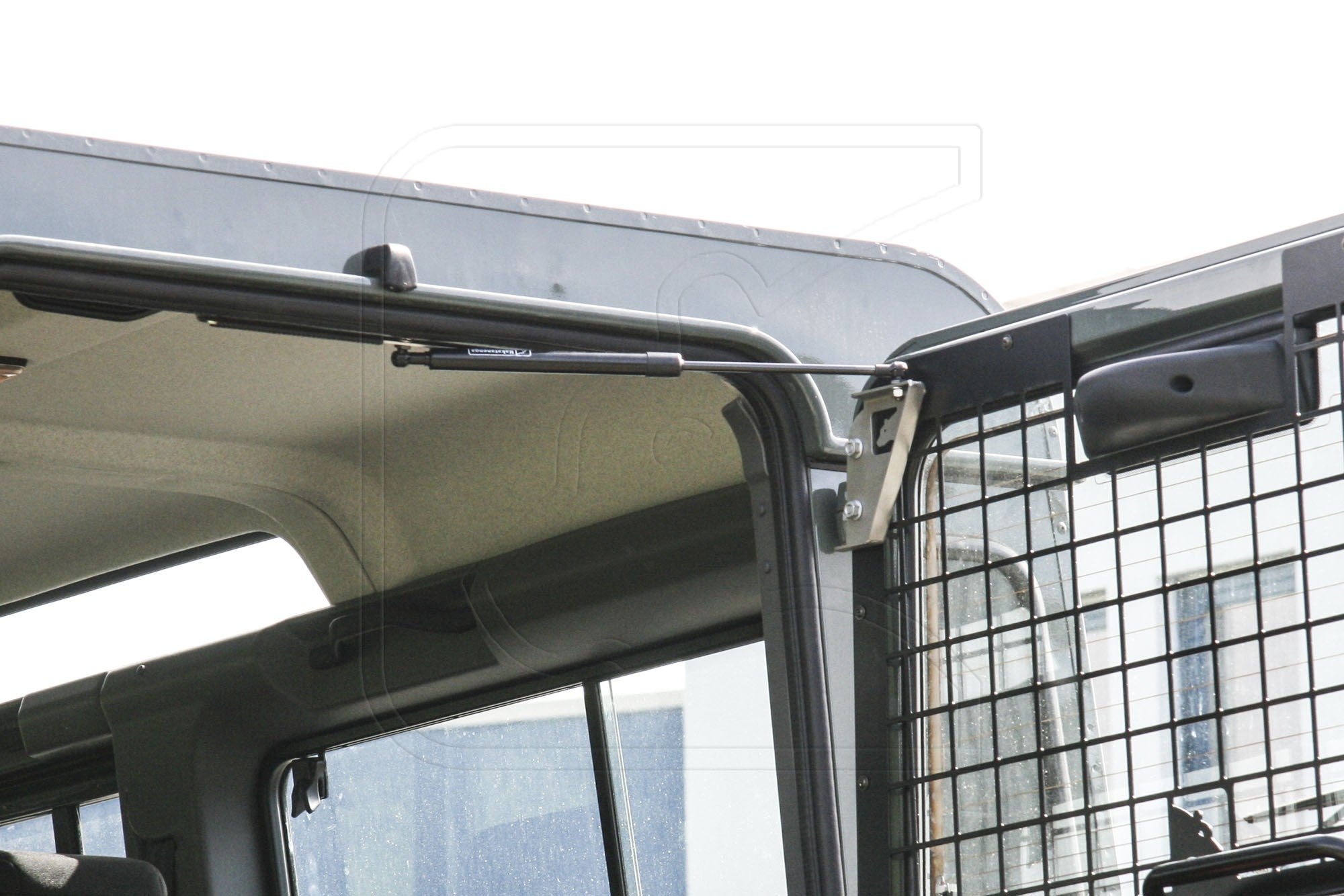 Defender Rear TOP Station Wagon Door Gas Strut Conversion Kit - for Land Rover 90/110
