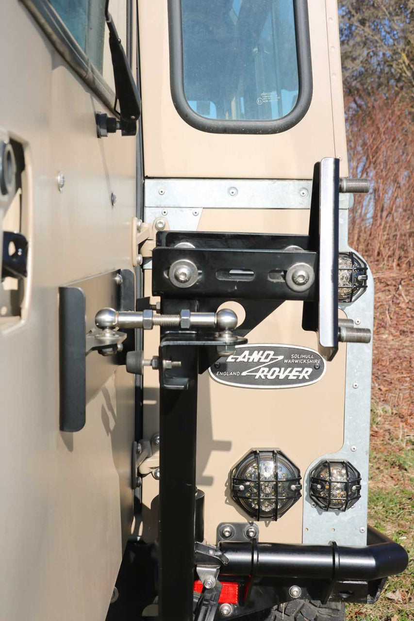 Defender Station Wagon Swing Away Tire Carrier (stainless steel & black powdercoated) - for Land Rover 90/110