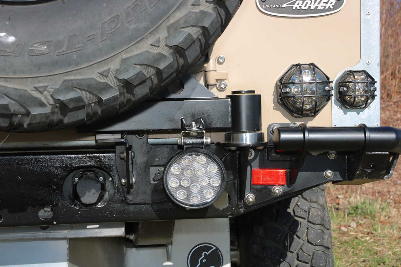 Defender Station Wagon Swing Away Tire Carrier (stainless steel & black powdercoated) - for Land Rover 90/110