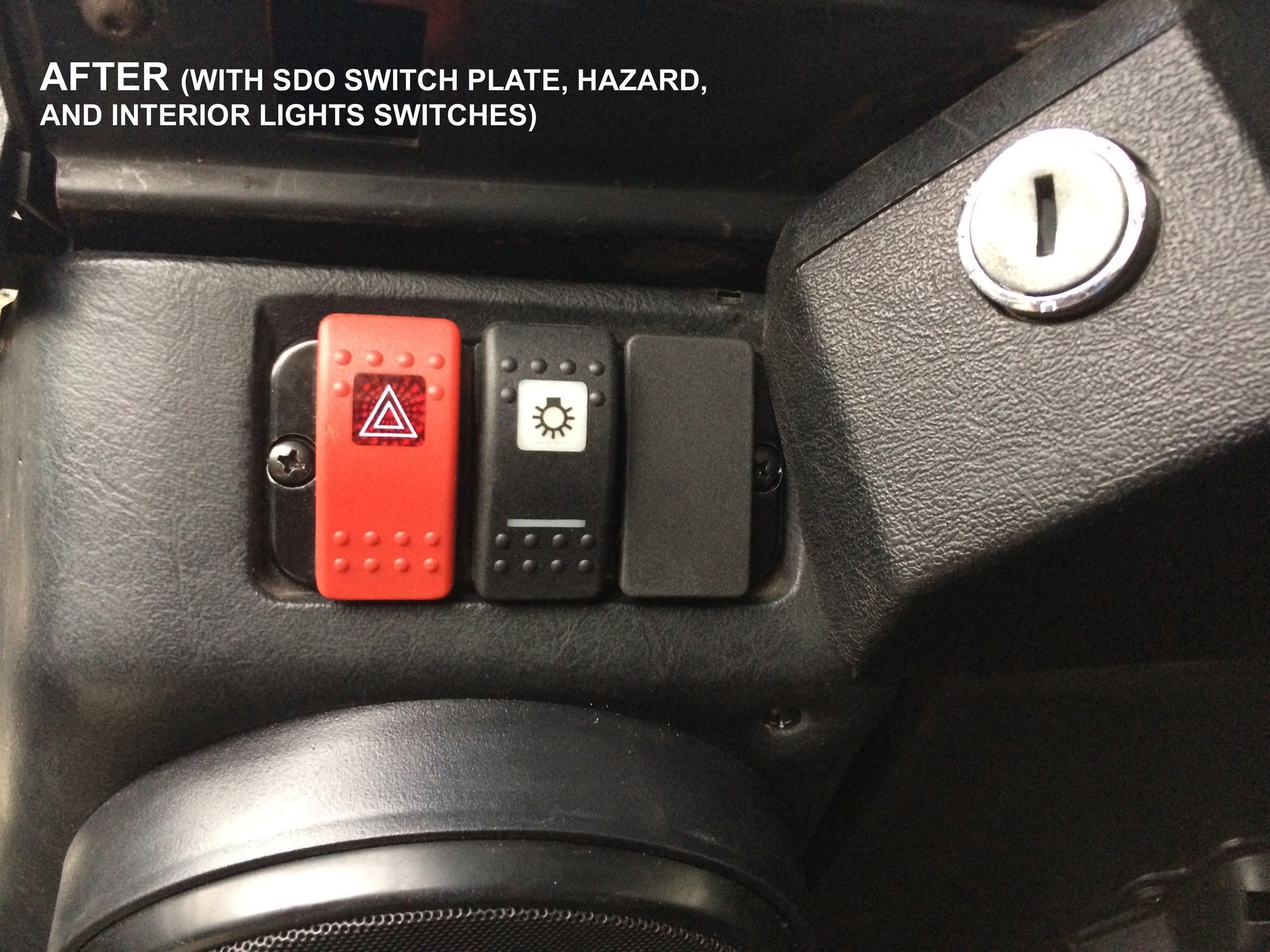 Lower Dash Switch Plate Panel (3 Carling) Left-Hand Drive - for Land R