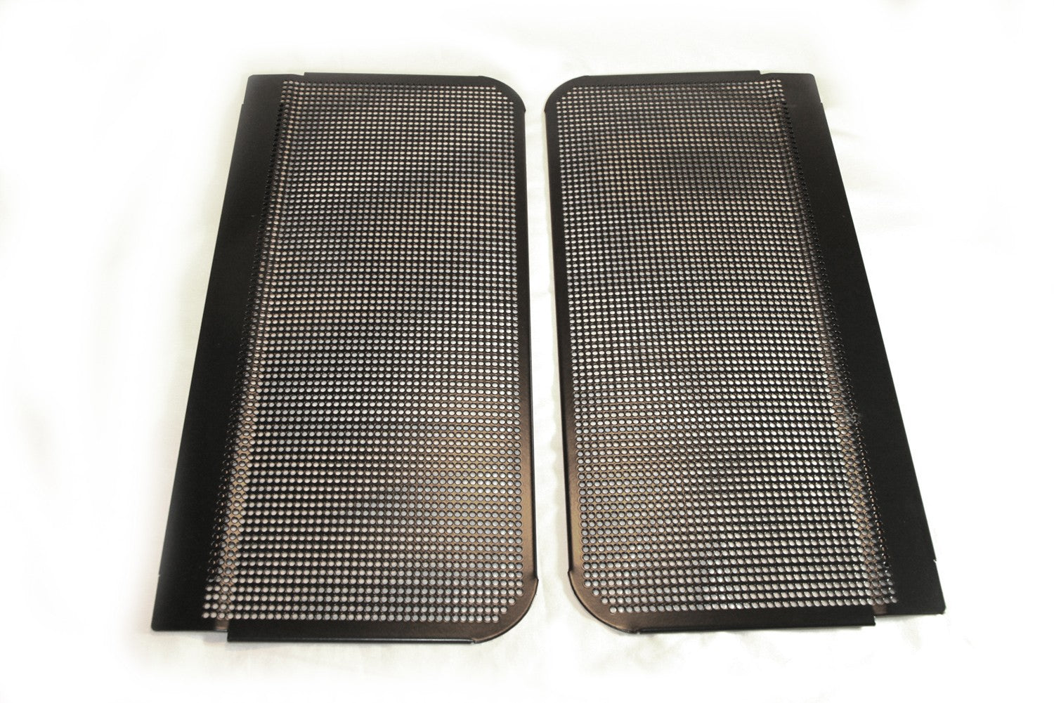 Station Wagon Rear Window Security Screens - for Land Rover 90/110 (set of 2)