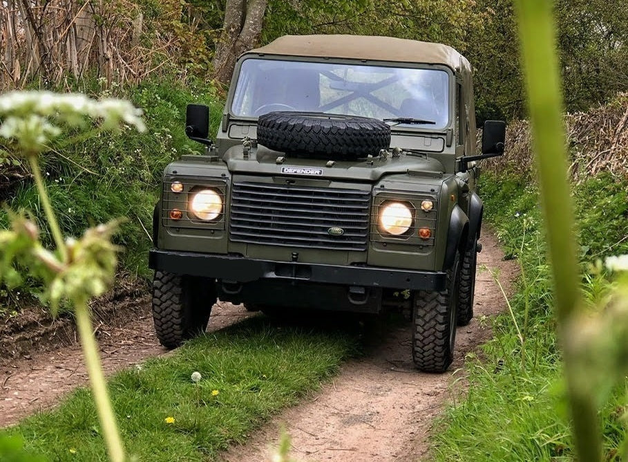 Defender 'Unbreakable' Wolf Wing Mirror - for Land Rover 90/110/130 [NEW UPDATED VERSION]